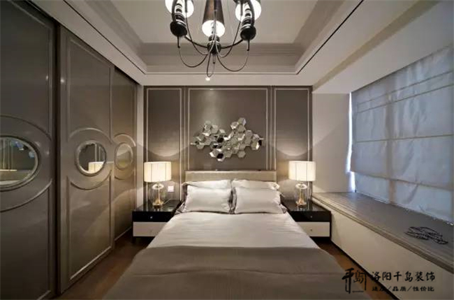 忌陳設色彩凌亂、搭配不當、萬紫千紅